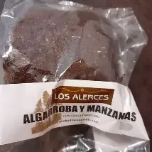Los Alerces budín de algarroba y manzanas