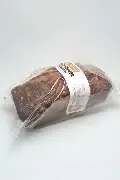 Los Alerces torta húmeda de algarroba